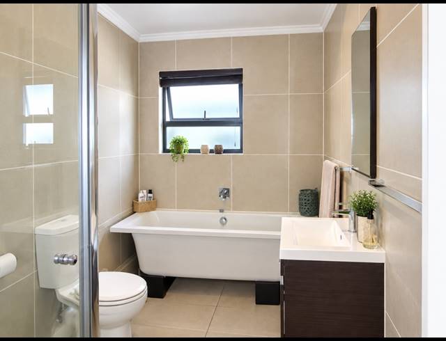 2 BEDROOM APARTMENT FOR SALE IN GREENSTONE HILL
